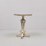 552738 Pedestal table